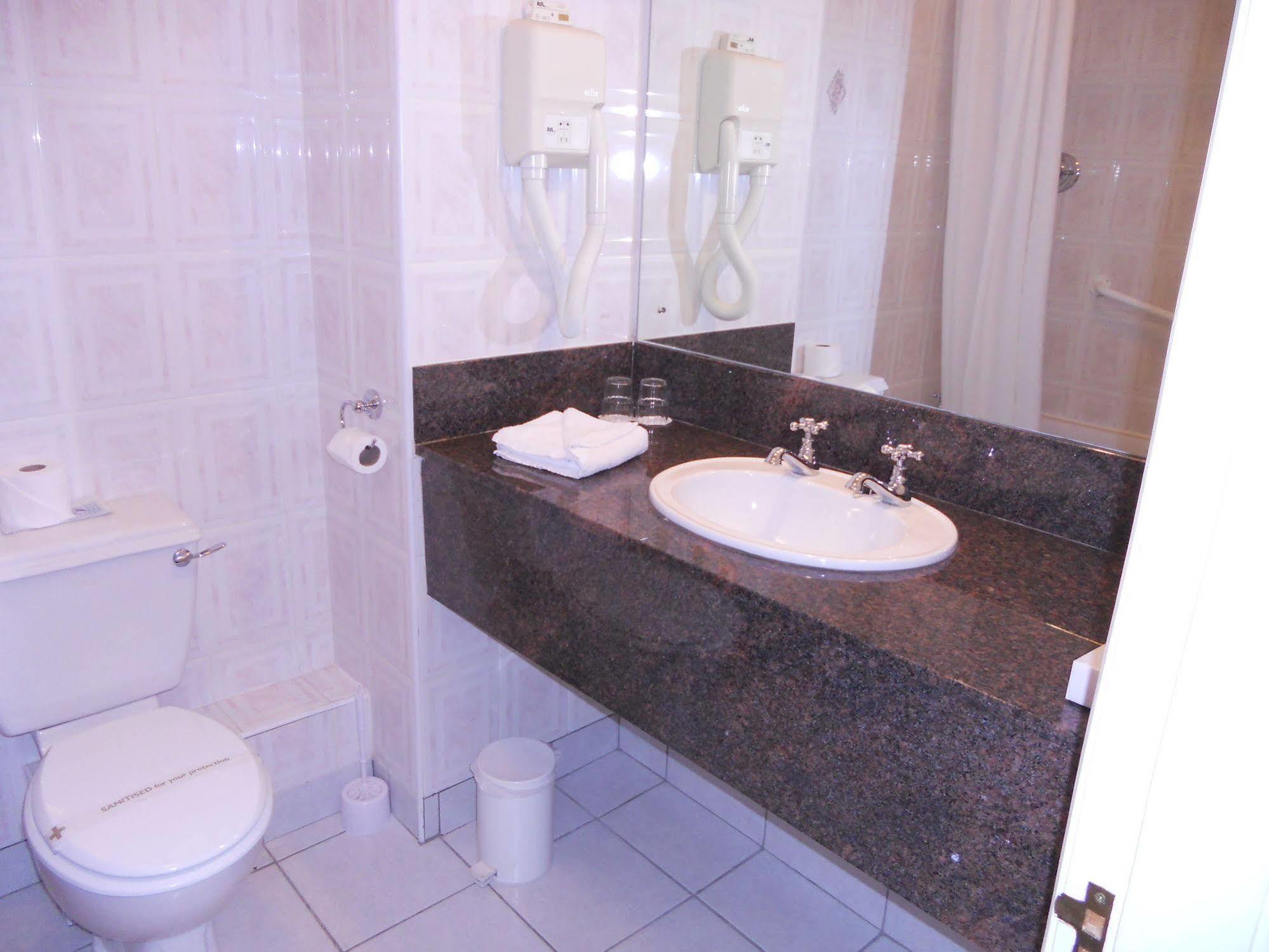 Rhu Glenn Hotel Waterford Eksteriør billede